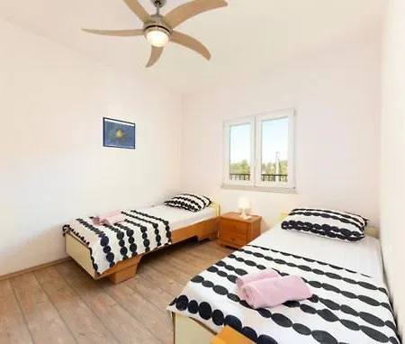 Hajdi Apartment Trogir