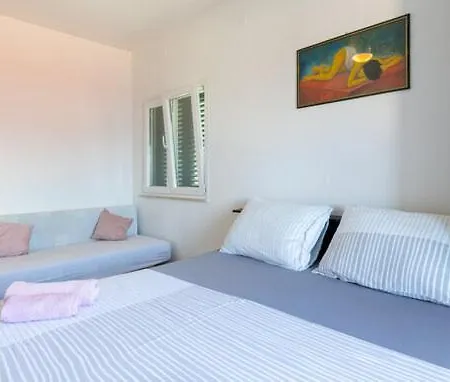 Hajdi Apartment *